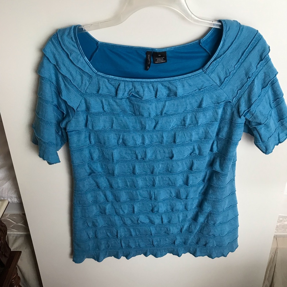 New Directions Blue Blouse with ruffles‎
